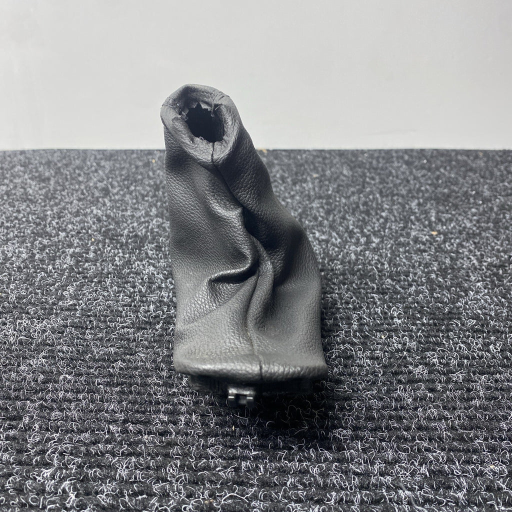☑️ 06-13 OEM BMW E90 E92 E93 335 Boot Hand Brake Handle Black 54k