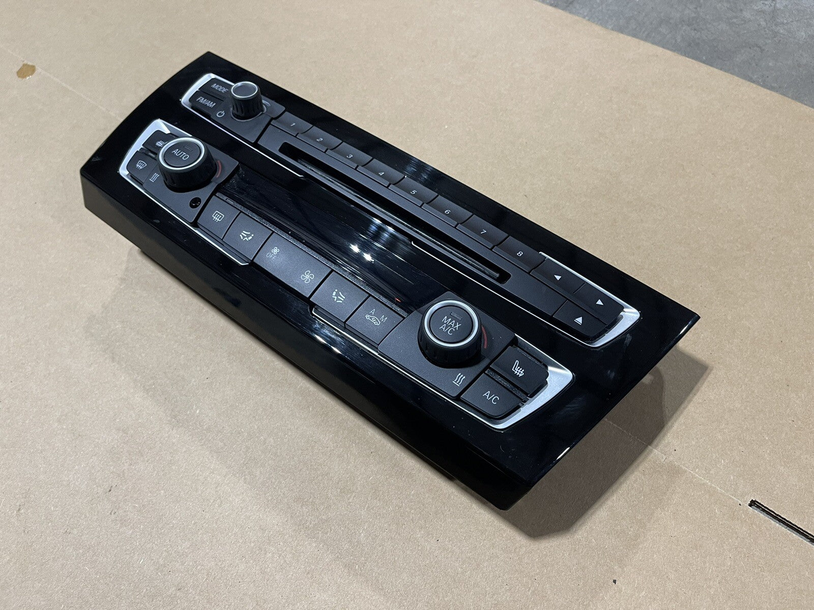 12-20 OEM BMW F30 F33 F36 F22 AC Heater Radio Media Control Panel Ambient Light