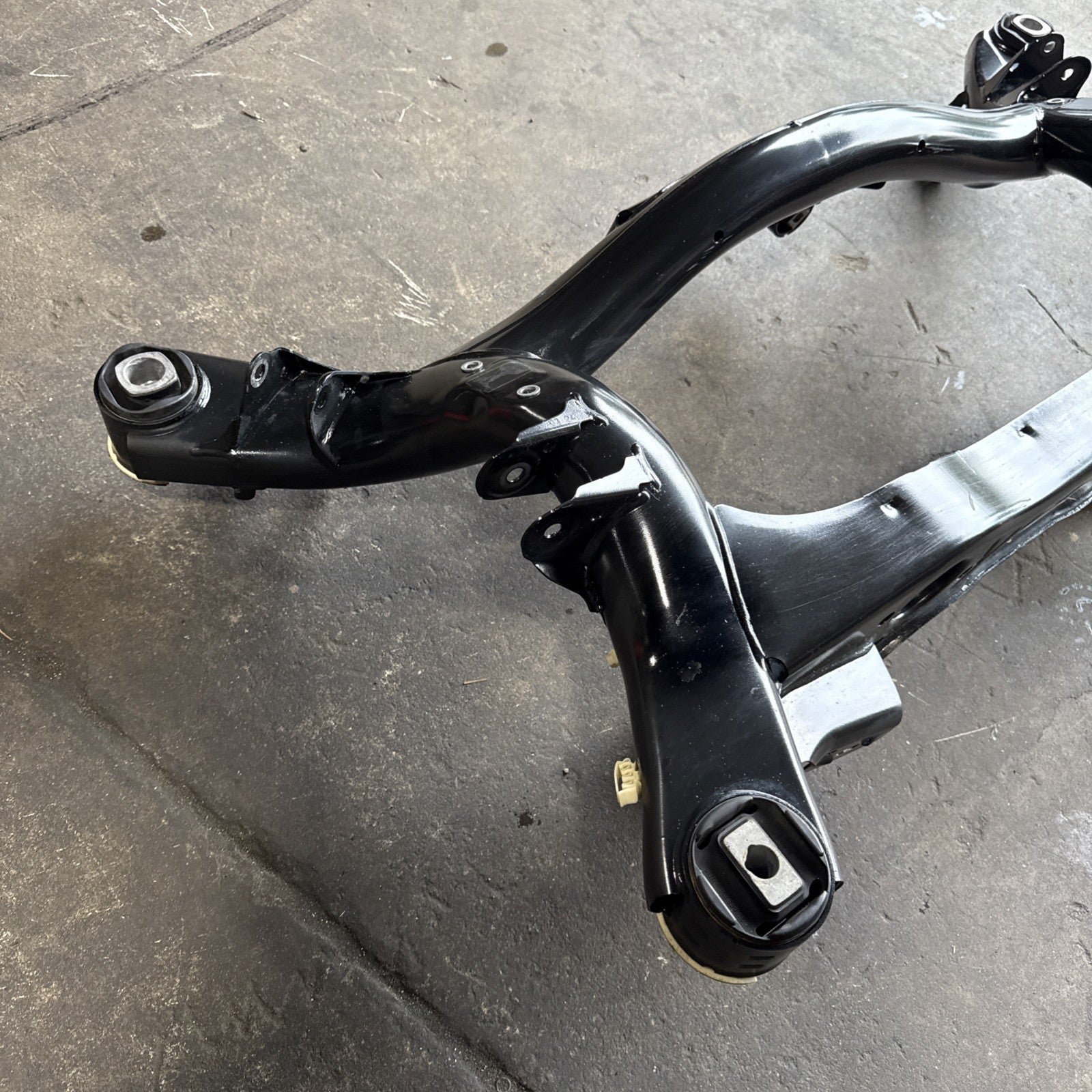 ☑️ 12-15 BMW 335i 328i F30 REAR SUSPENSION CROSSMEMBER SUBFRAME FRAME MOUNT OEM