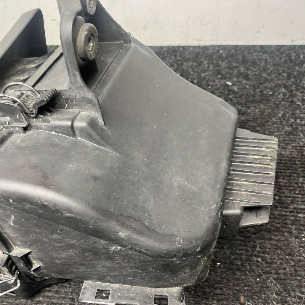 ☑️ 00-06 BMW E83 E46 330 X3 M54 Engine Air Intake Cleaner Box Assembly OEM