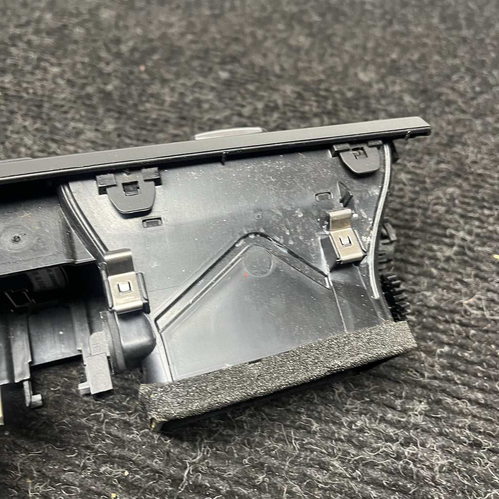 ☑️ 2007-2013 BMW X5 X6 E70 E71 Center Dash Air Vent 64229210705 OEM