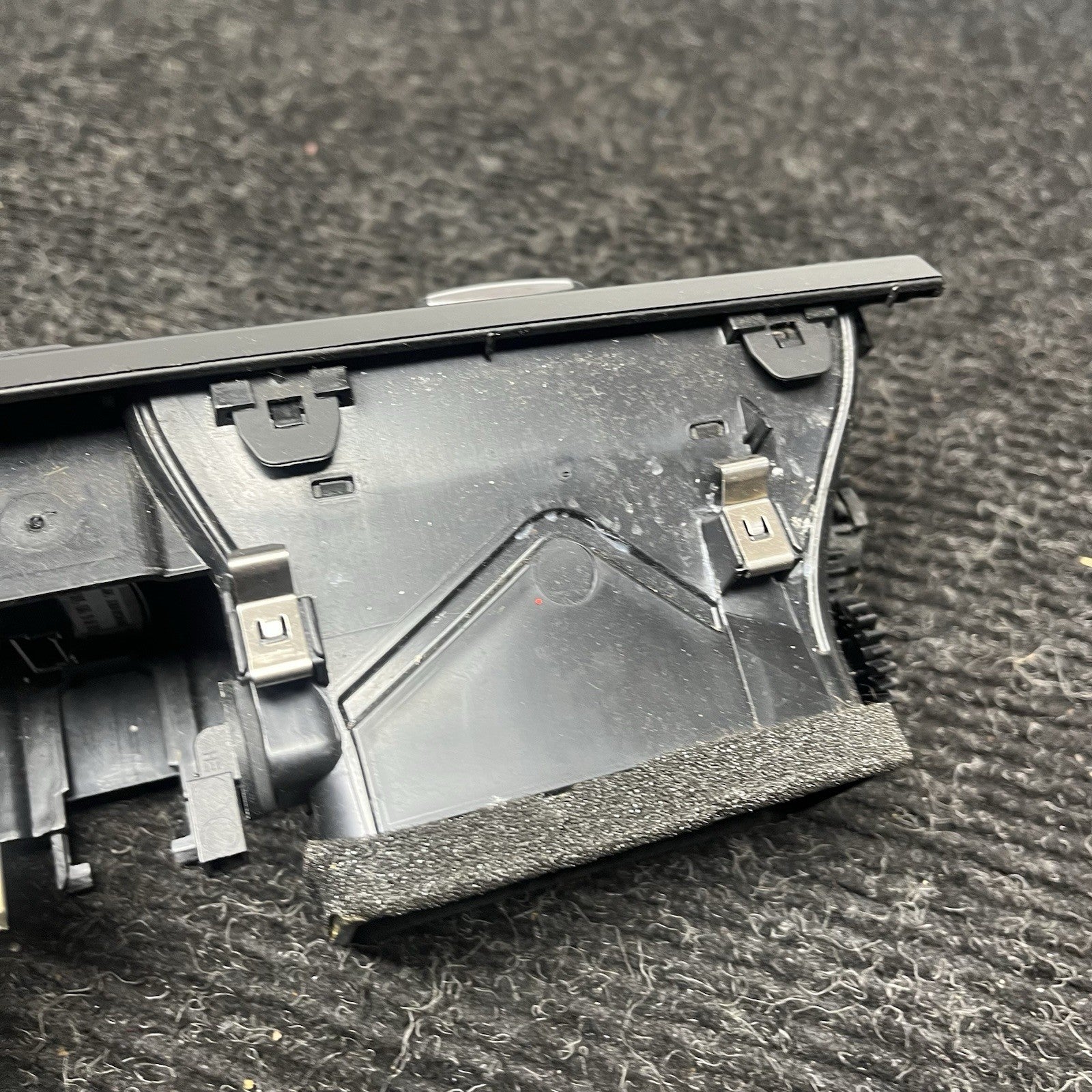 ☑️ 2007-2013 BMW X5 X6 E70 E71 Center Dash Air Vent 64229210705 OEM