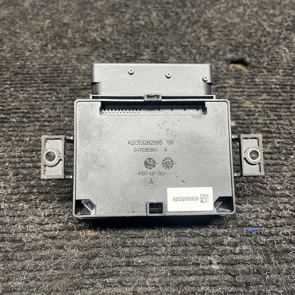☑️ 2014-2017 AUDI A5 COUPE B8 - Parking Brake Control Module 8K0907801M