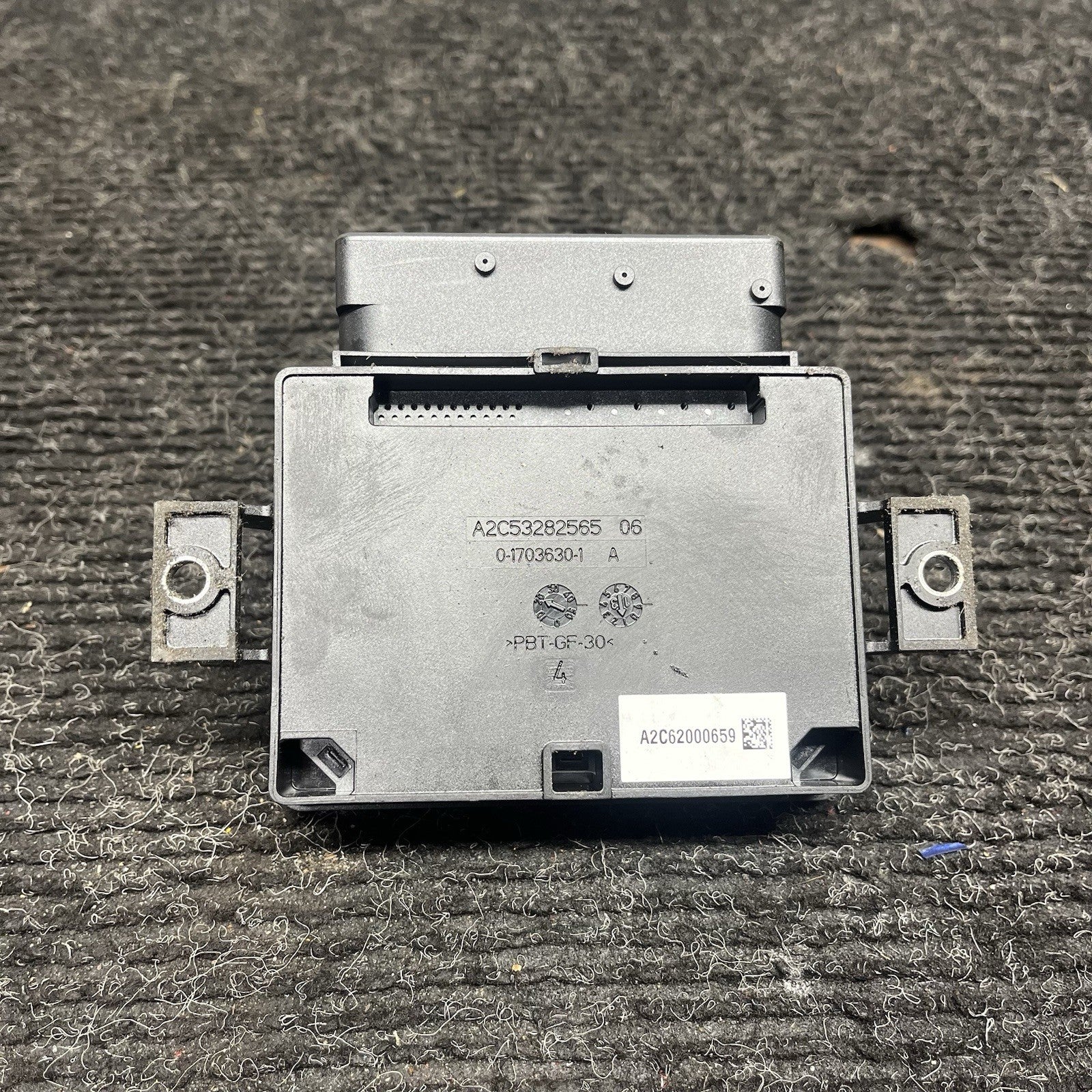 ☑️ 2014-2017 AUDI A5 COUPE B8 - Parking Brake Control Module 8K0907801M