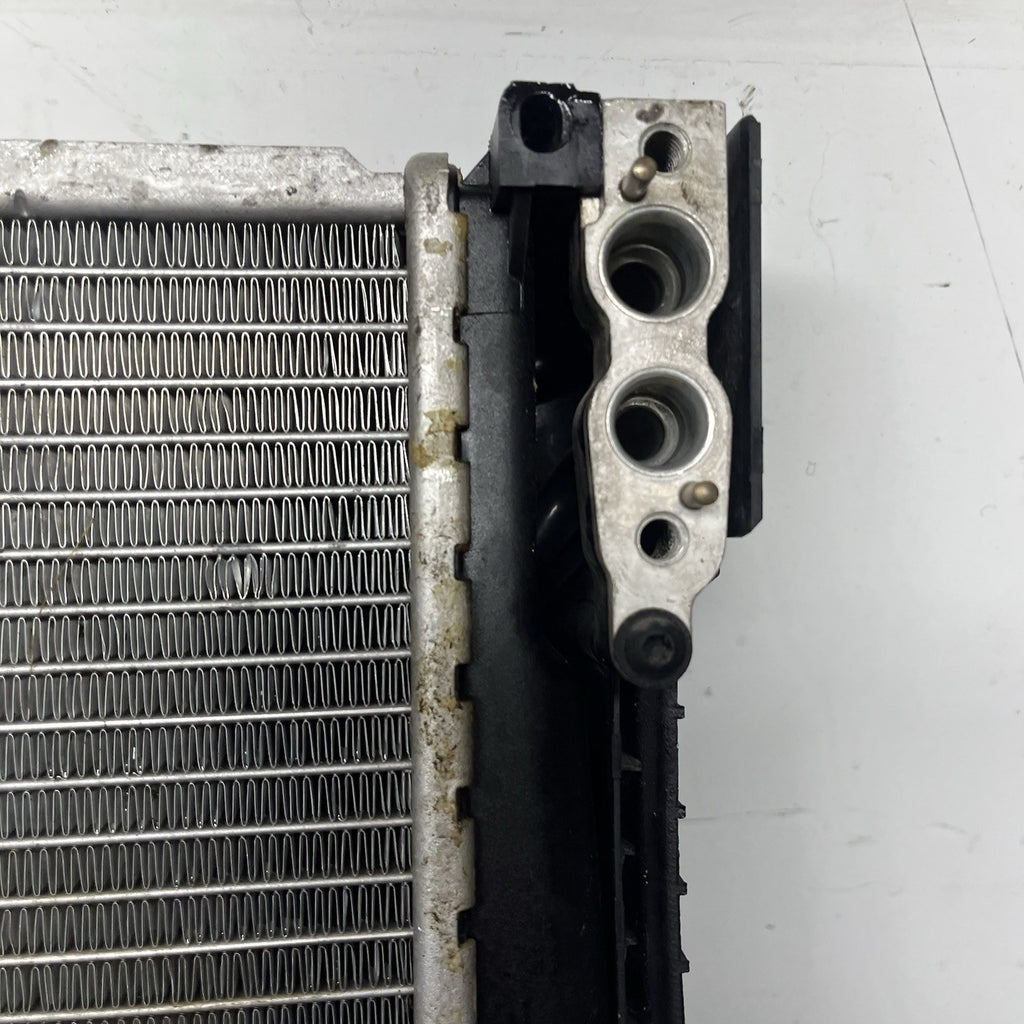 ☑️ BMW 330i 325i 323i E46 Engine Cooling Radiator 3.0L 6 Cylinder Fits 2001-2006