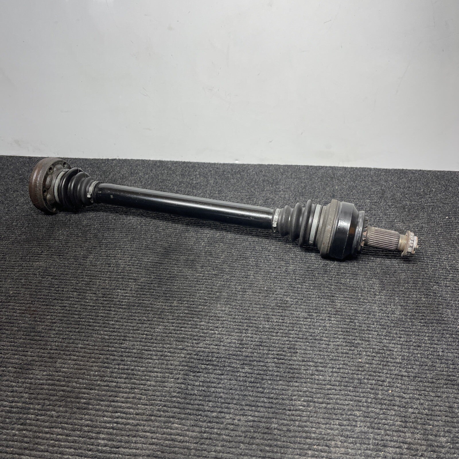 ✅ 07-13 OEM BMW E88 E90 E82 DCT / MT Rear Right Axle Output Half Shaft Manual