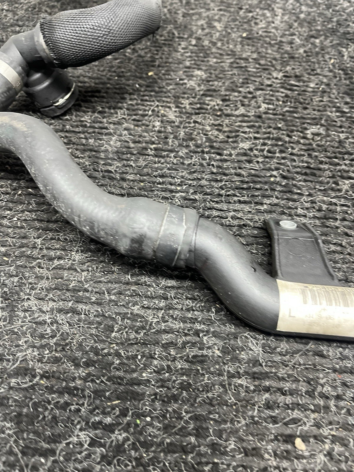 ☑️ OEM BMW E90 E92 E93 N54 RWD AT Thermostat Hose  Coolant Return Pipe Line