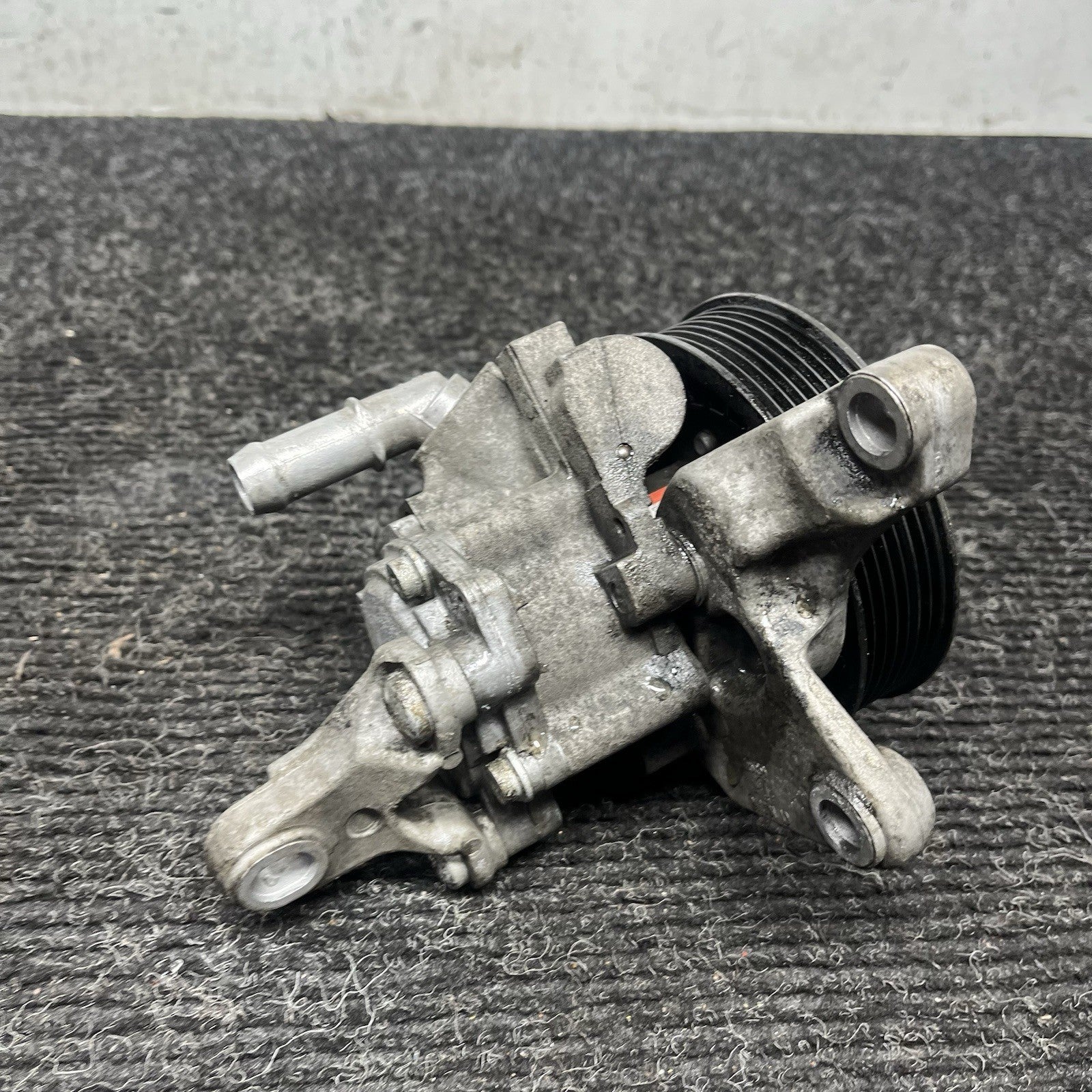 ☑️ 07-10 BMW E82 E88 E90 E92 E93 135i 335i N54 Hydraulic Power Steering Pump OEM