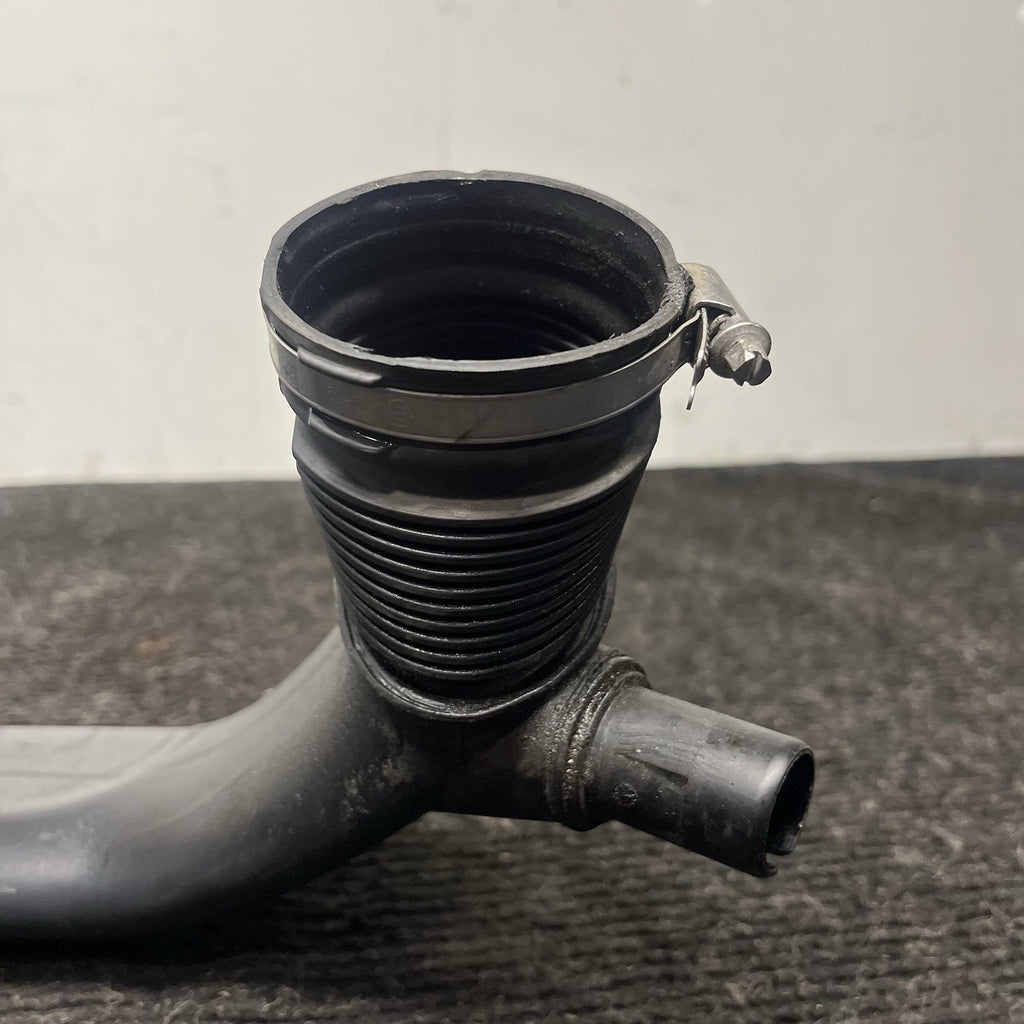 ☑️ 07-13 BMW E82 E90 E92 E60 E61 N54 Engine Turbo Air Induction Duct Hose OEM