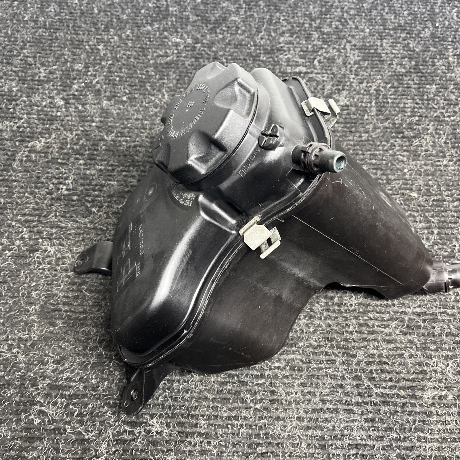 ☑️ 06-13 BMW E82 E88 E90 E92 E93 Radiator Expansion Tank Coolant Reservoir OEM