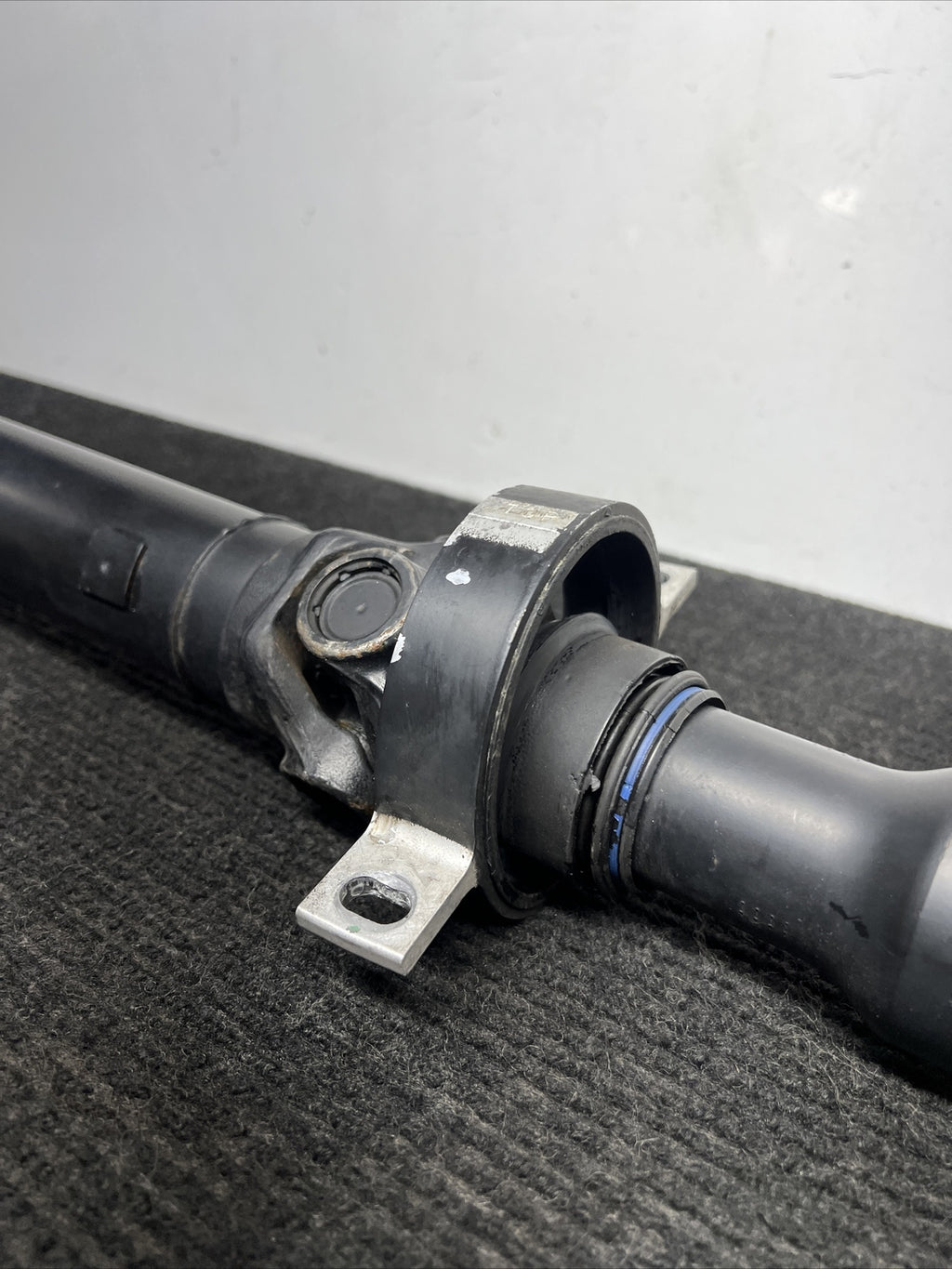 ☑️ 11-13 BMW F10 535i DRIVESHAFT MANUAL RWD N55 Miles DRIVE SHAFT 7563134