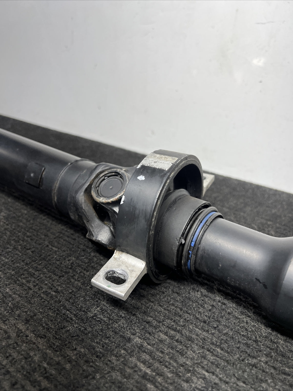 ☑️ 11-13 BMW F10 535i DRIVESHAFT MANUAL RWD N55 Miles DRIVE SHAFT 7563134