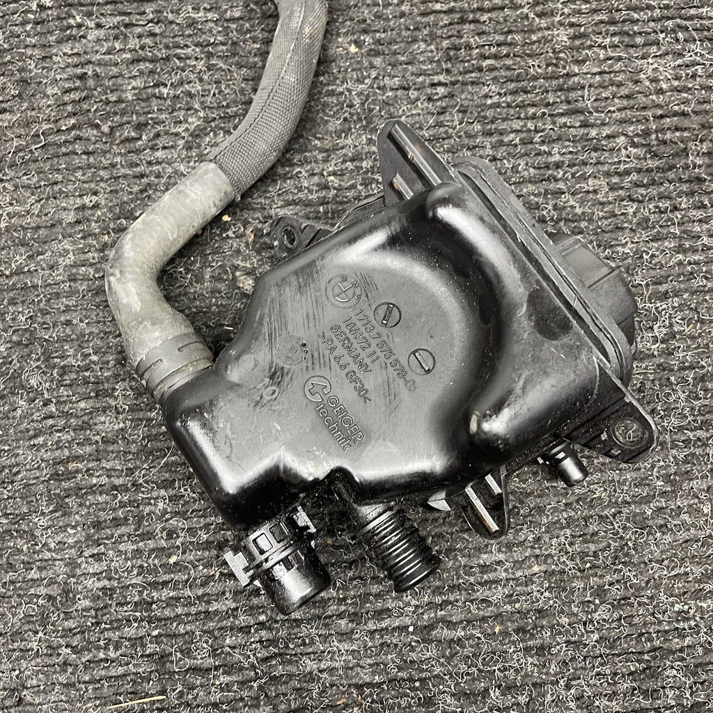 ☑️ F01 F06 F10 F12 N63 Engine Intercooler Coolant Reservoir Expansion Tank OEM