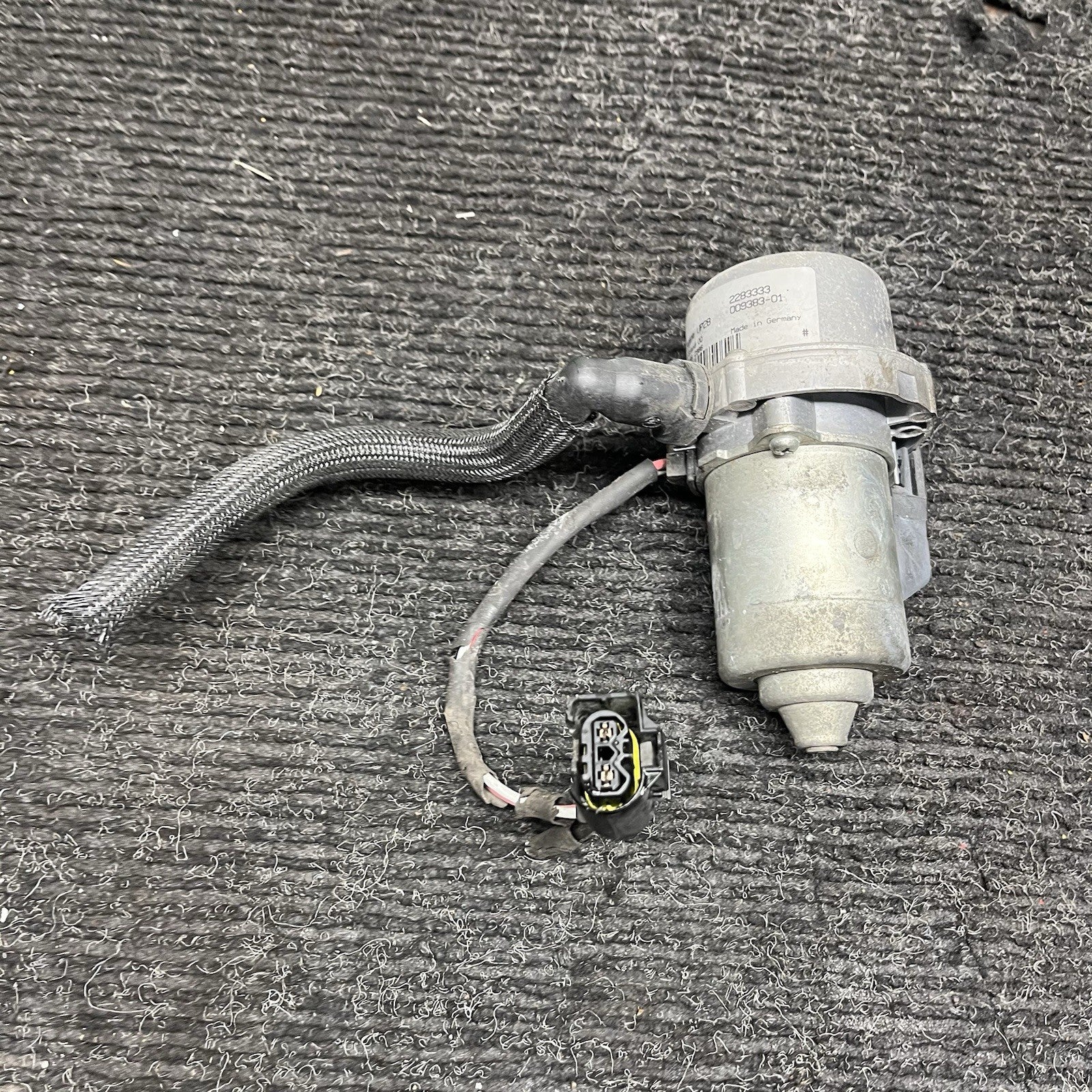 ☑️ 08-13 OEM BMW E90 E92 E93 M3 Engine S65 Brake Booster Vacuum Pump