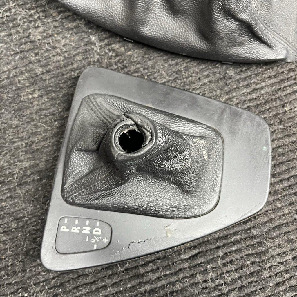 ☑️ 07-13 BMW E90 E92 328I 335I AUTOMATIC TRANSMISSION SHIFTER SELECTOR TRIM BOOT