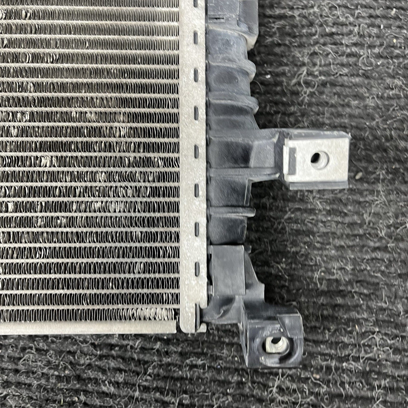 ☑️ OEM 2011-2015 AUDI Q7 3.0L FRONT LEFT RIGHT AUX AUXILIARY SECONDARY RADIATOR