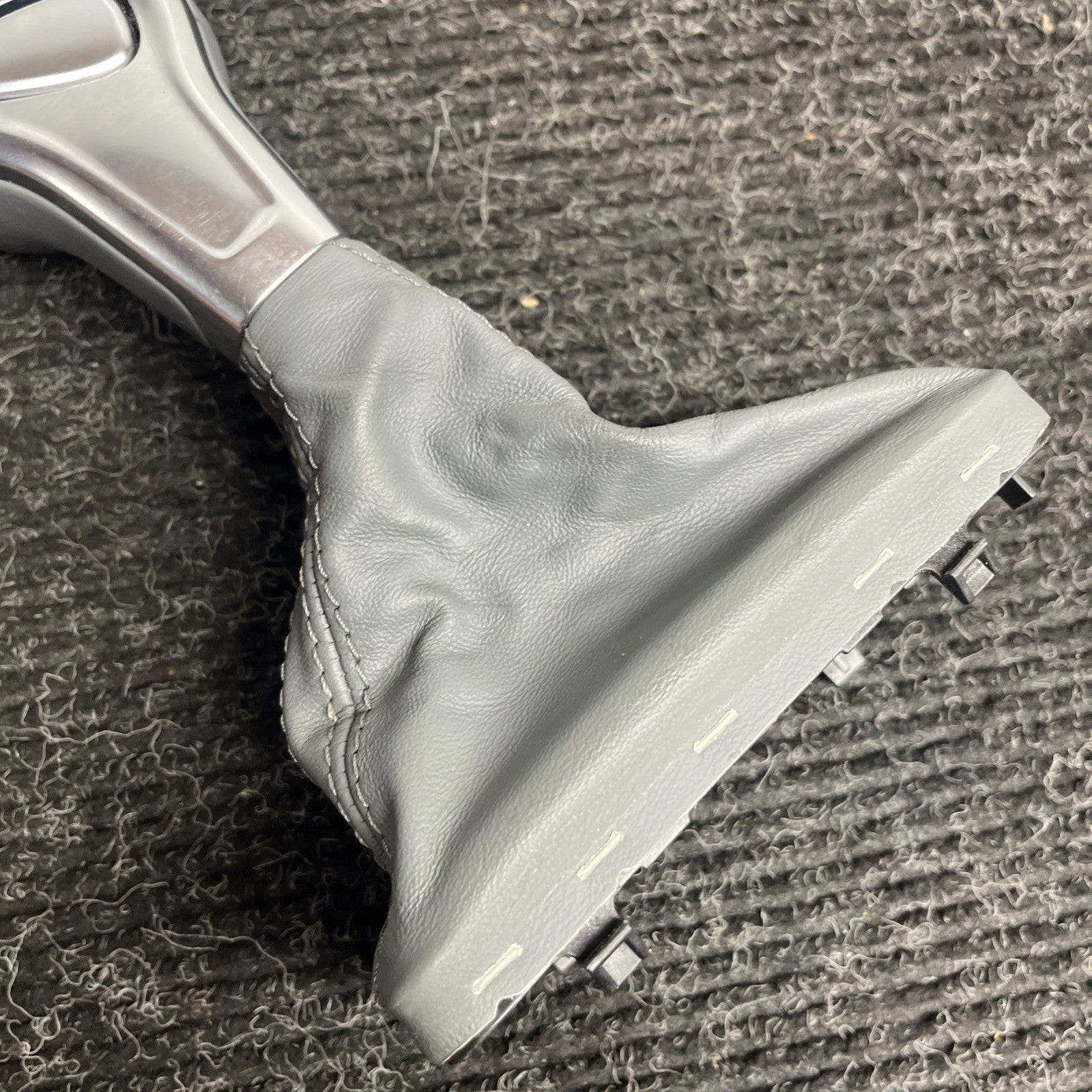 ☑️ Automatic Transmission Gear Shift Shifter Lever Knob GRAY OEM 11-12 Audi A7