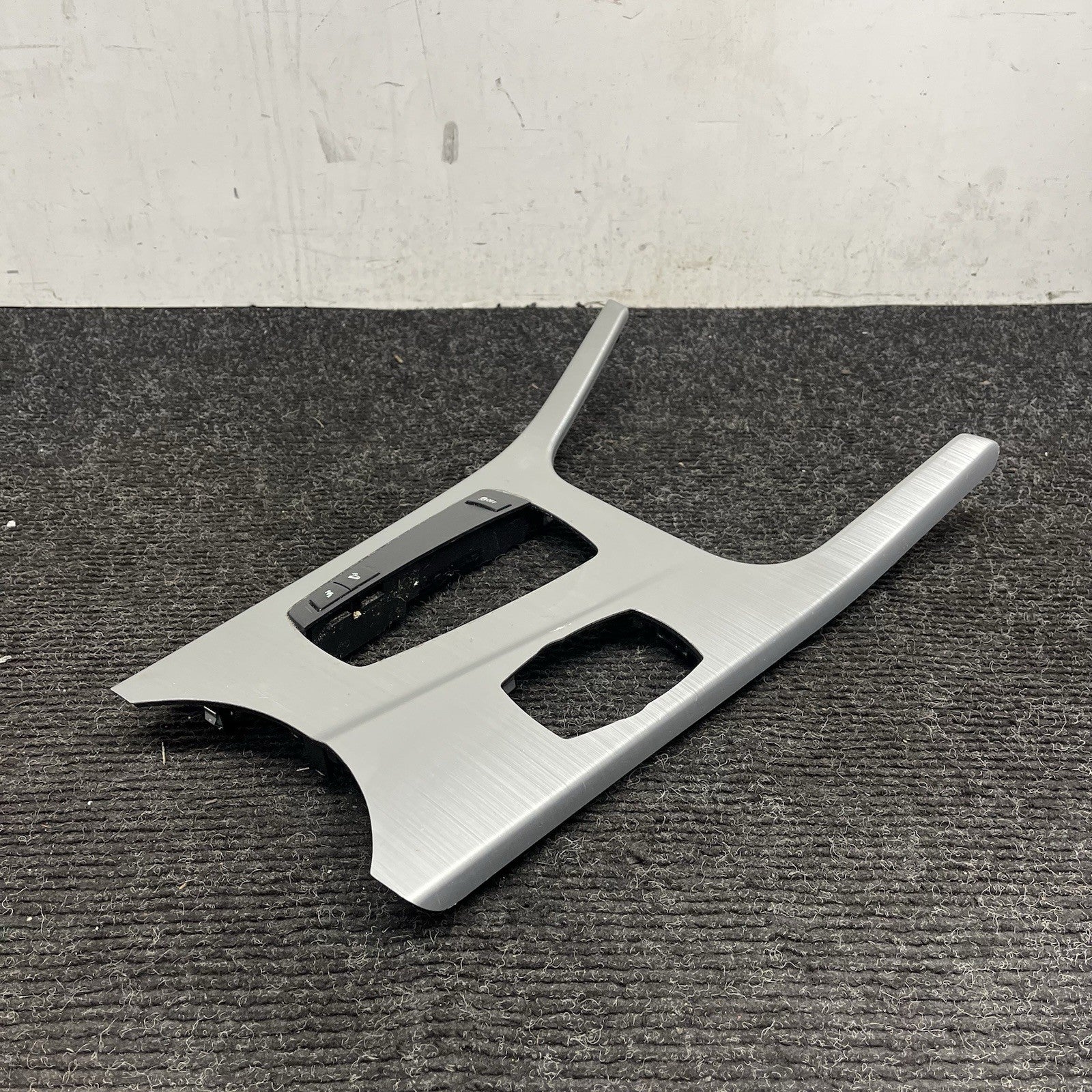 ☑️ 2011-2018 BMW X3 X4 F25 F26 FRONT CENTER CONSOLE SHIFTER TRIM PANEL ALUMINUM