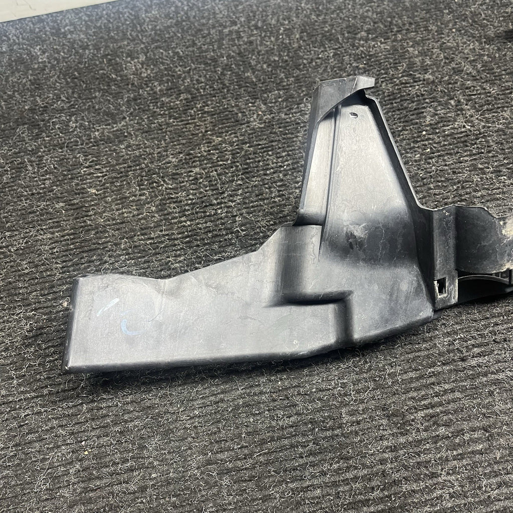 ☑️ 06-08 BMW E90 E91 325 330 335 Front Passenger Headlight Arm Bracket Mount