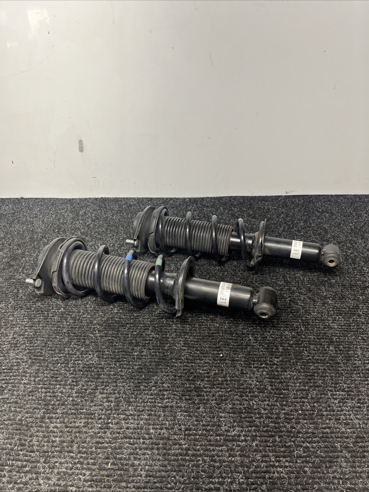 ☑️ OEM Rear Springs/Struts Suspension Subaru BRZ Toyota 86 Scion FRS