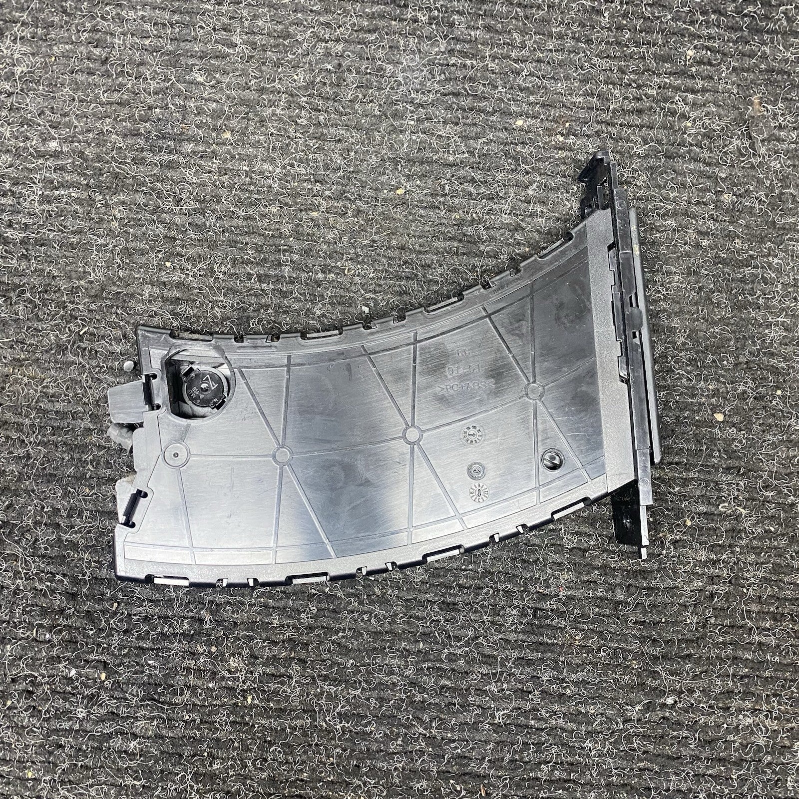 ☑️ 06-13 OEM BMW E90 E92 E93 335 M3 Dashboard Left Driver Cup Holder Cupholder