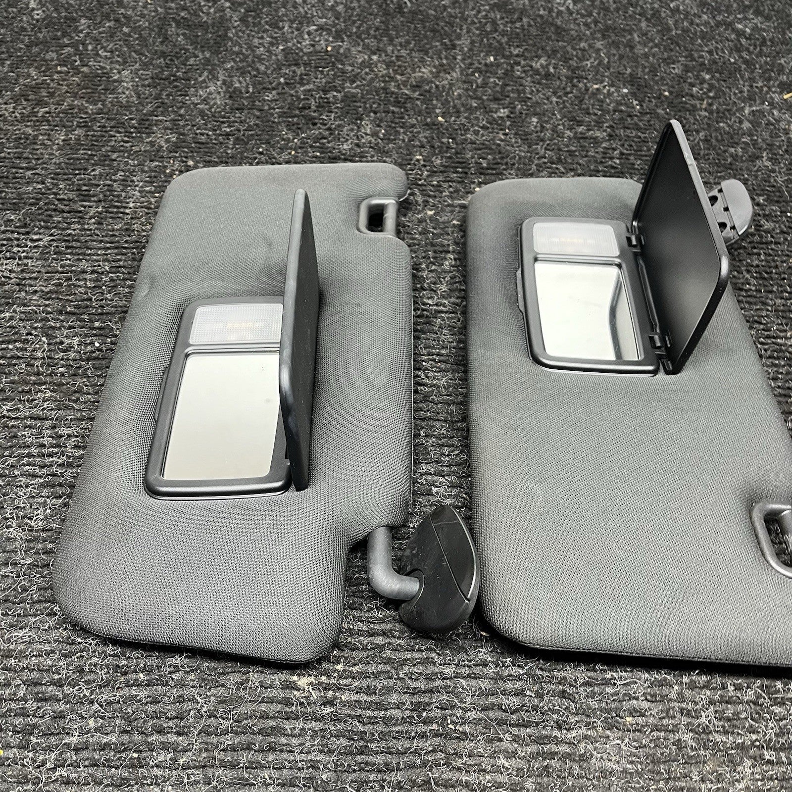 ☑️ 2015-2019 Subaru WRX STI Left Driver Passenger Right Sun Visor Pair OEM 15-19