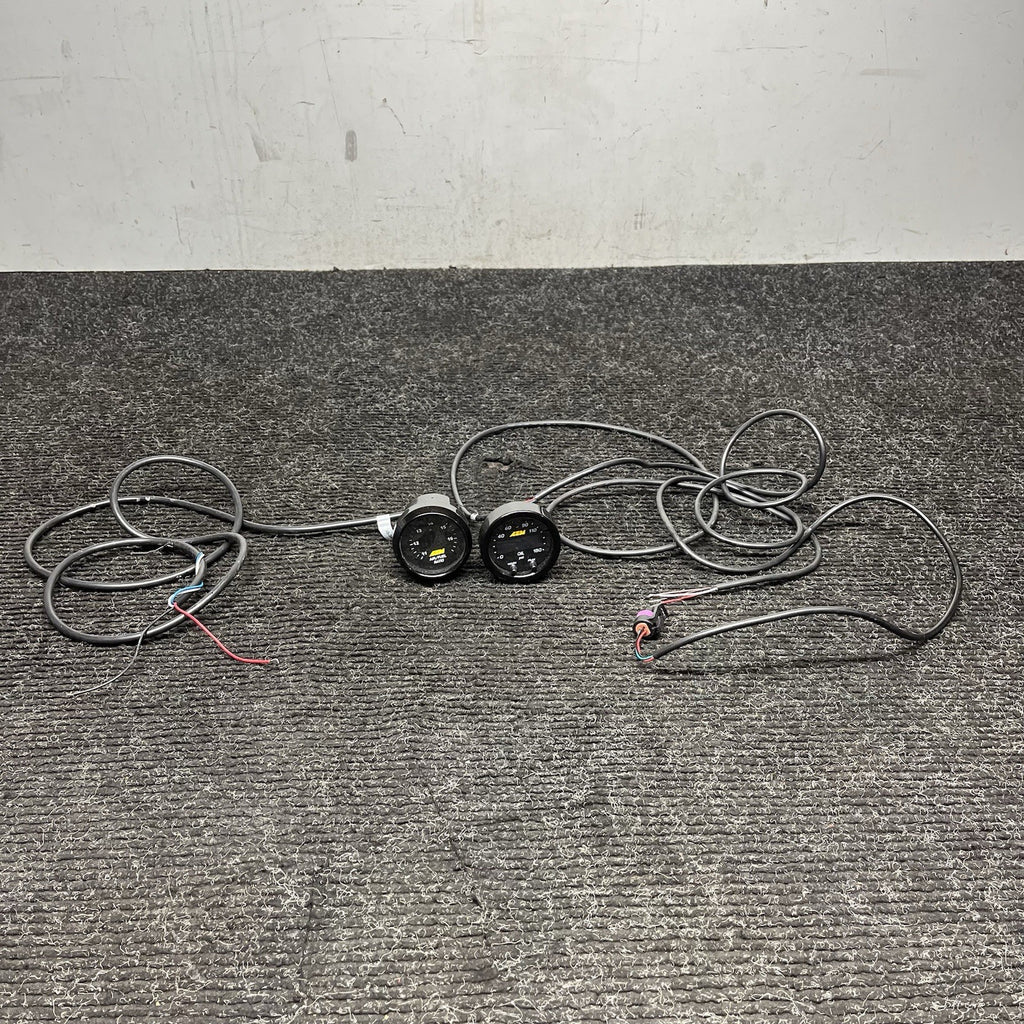 ☑️ AEM (2 Gauges Combo) - UEGO WideBand Air Fuel Ratio + Oil Pressure