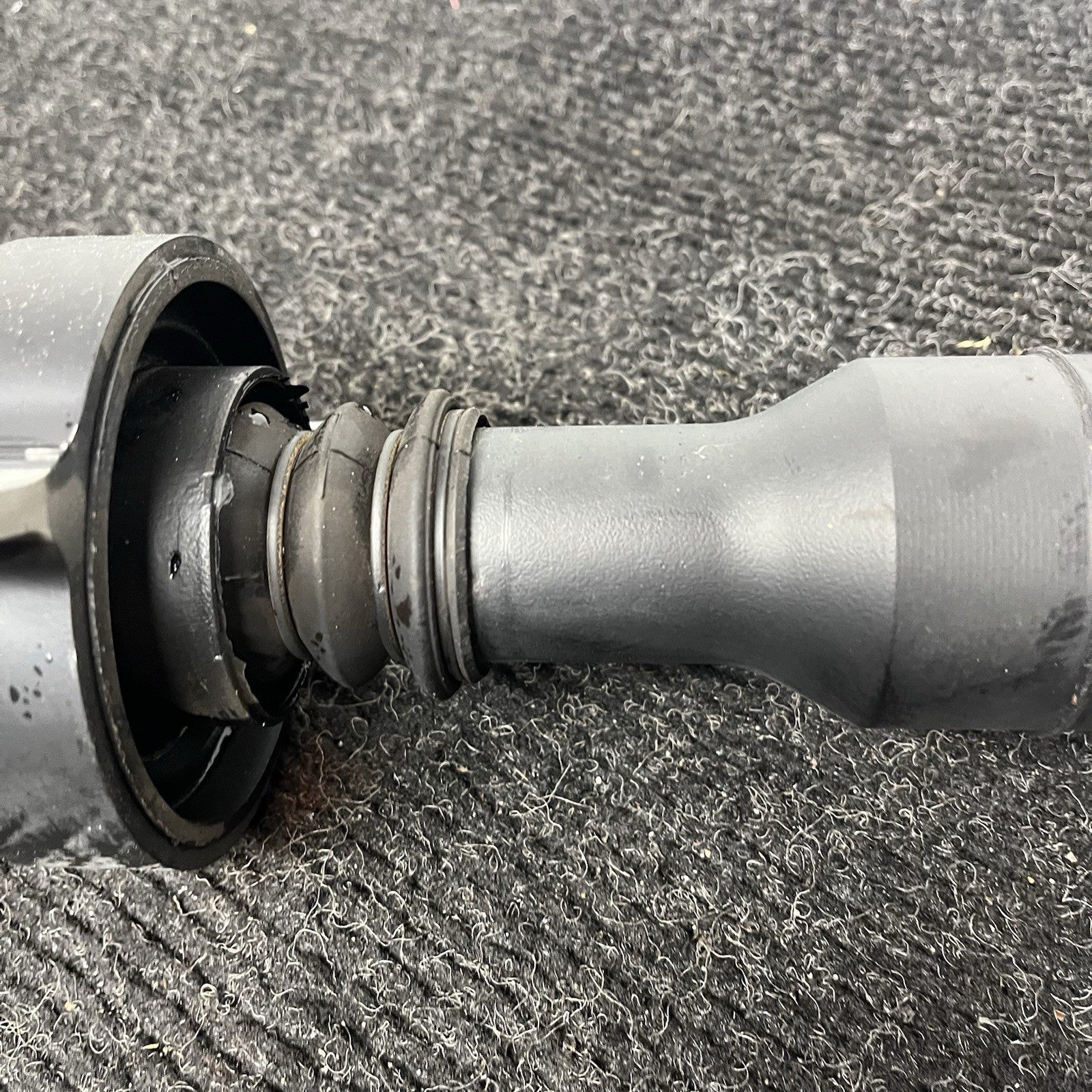 ☑️ 7-13 OEM BMW E90 E92 E93 Rear Drive Shaft Driveshaft AT Transmission 7574678