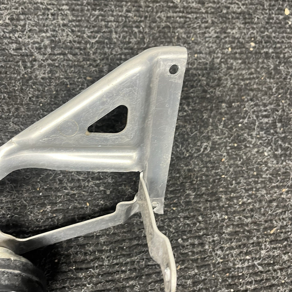 ☑️ BMW E9x M3 Horn Bracket With Horns 61337838541 08-13 E90 E92 E93
