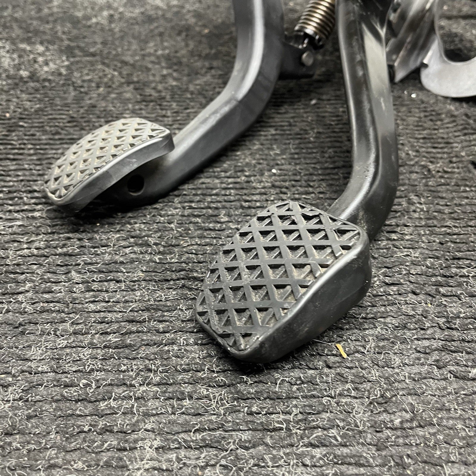 ☑️ BMW F30 F22 F32 F80 F82 MANUAL TRANSMISSION CLUTCH BRAKE PEDAL OEM W/ LINE