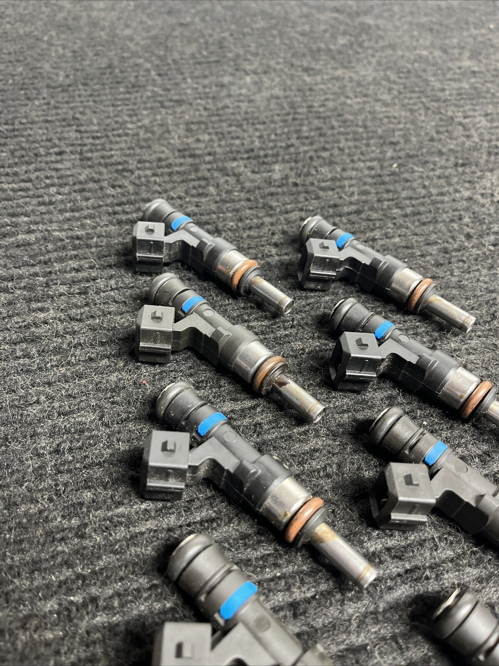 ☑️ 2008-13 OEM BMW E90 E92 E93 M3 S65 Fuel Injector Set (8) - 13647838440