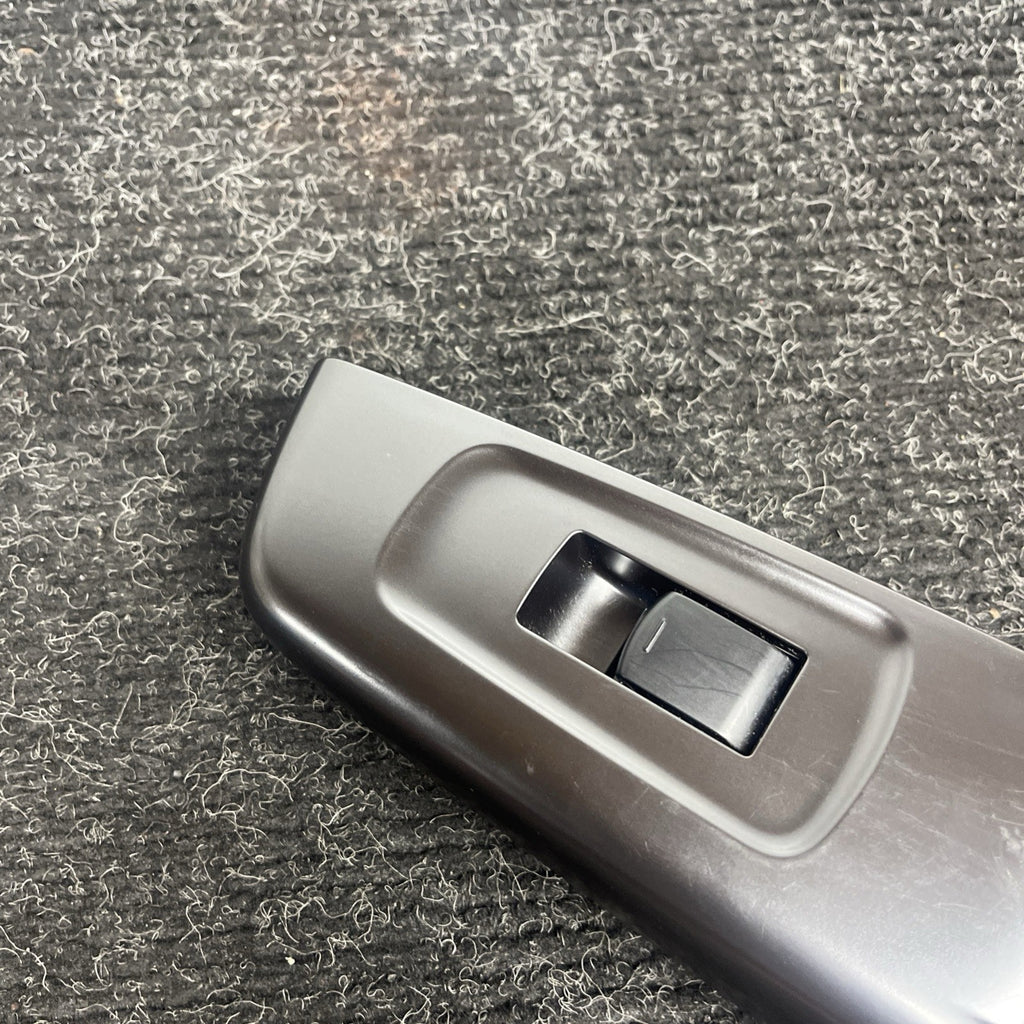 ☑️ 2011-2014 SUBARU WRX STI REAR RH Passenger WINDOW SWITCH TRIM. P/N 94266FG500