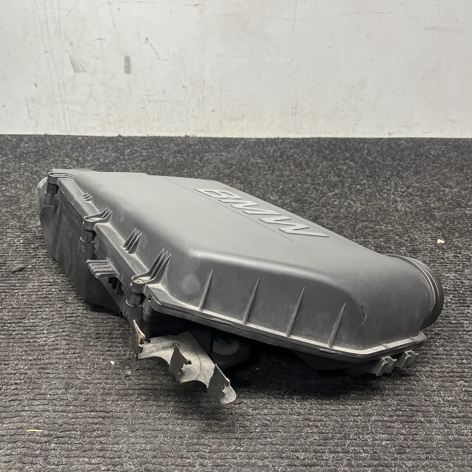 ☑️OEM BMW F10 F12 E70 E71 F15 F16 X5 X6 Engine N55 Intake Air Box Filter Housing