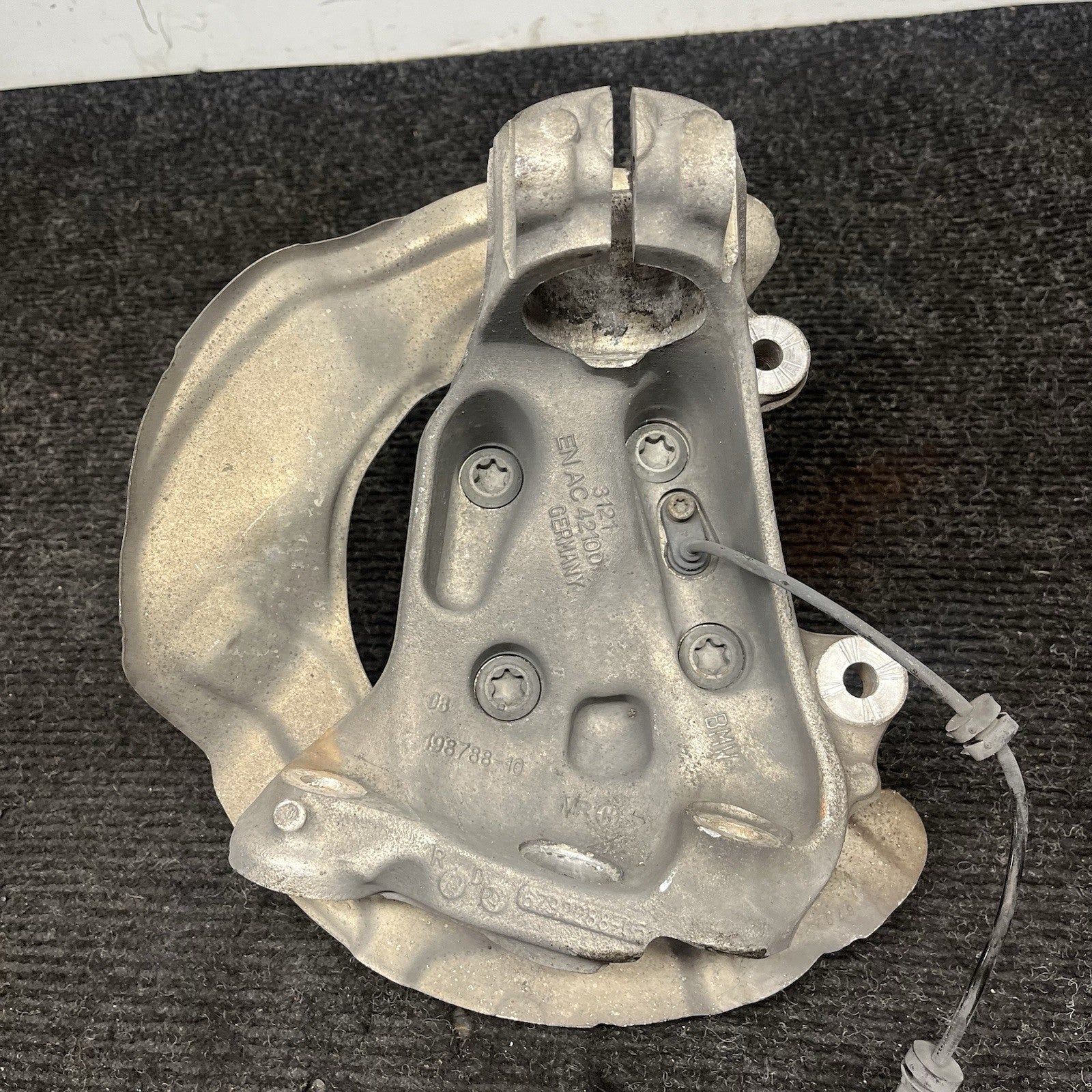 ☑️ 2012-2016 BMW 328I F30 RWD FRONT PASSENGER SIDE WHEEL HUB SPINDLE KNUCKLE OEM