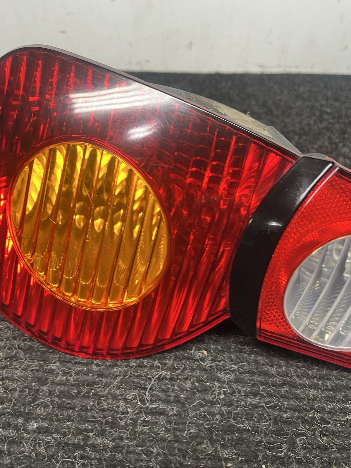 ☑️ 03-05 BMW E85 Z4 Roadster Rear Left LH Driver Side Tail Light Lamp OEM