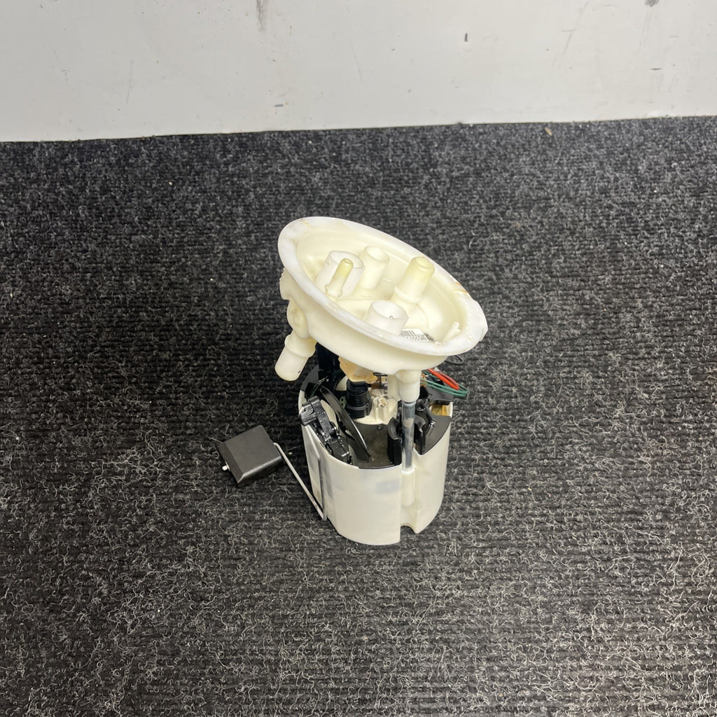 ☑️ 06-13 BMW E82 E88 E90 E91 E92 E93 128I 135I 328I 335I Fuel Pump Sending OEM