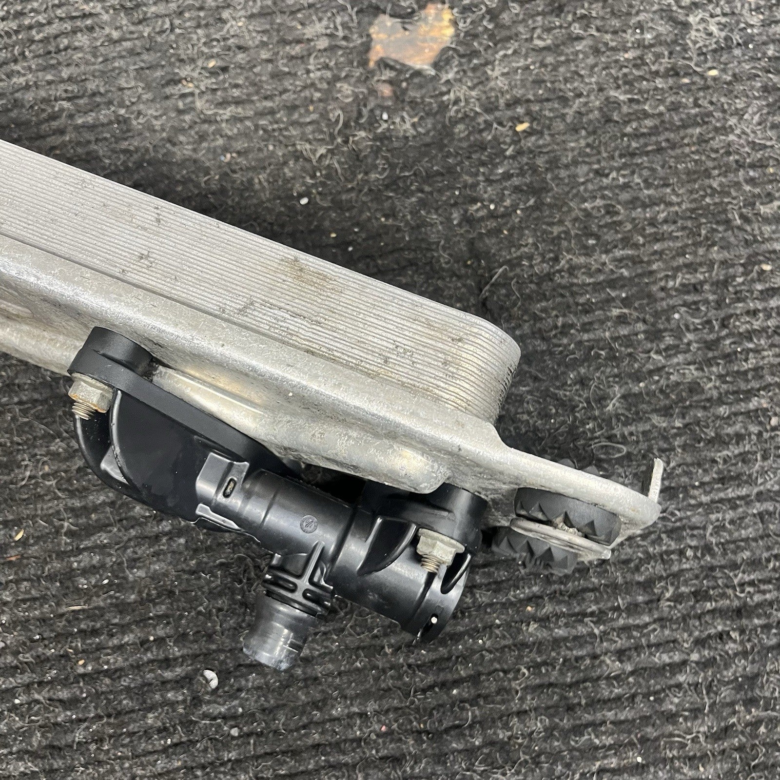 ☑️ 07-13 BMW E70 E71 X5 X6 Transmission Oil Cooler Heat Exchanger 7553389 OEM