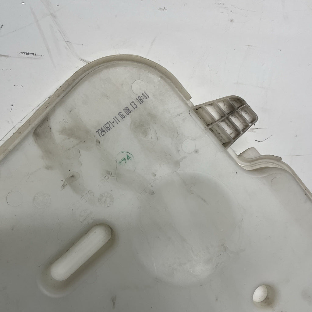 ☑️2013 BMW 320i 328i 335i 340i 330i F30 Windshield Washer Reservoir Tank 7241672