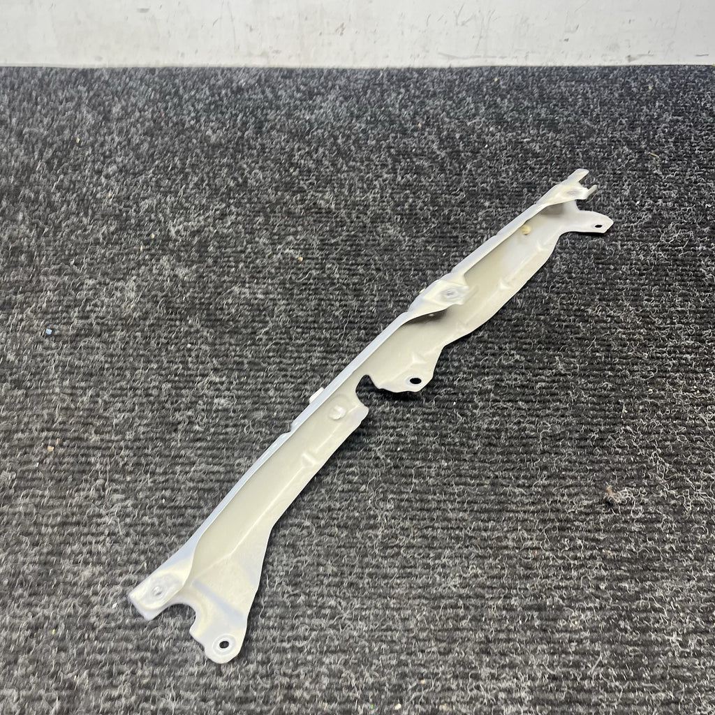☑️ 2013-19 Scion FRS Subaru BRZ 86 Front LH Left Side Fender Bracket OEM