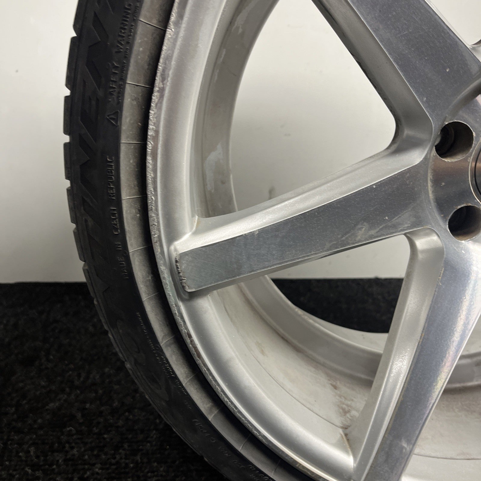 ☑️ ONE Vossen CV3 Silver Wheel W/TIRE & Cap 20x10.5 et30 5x112