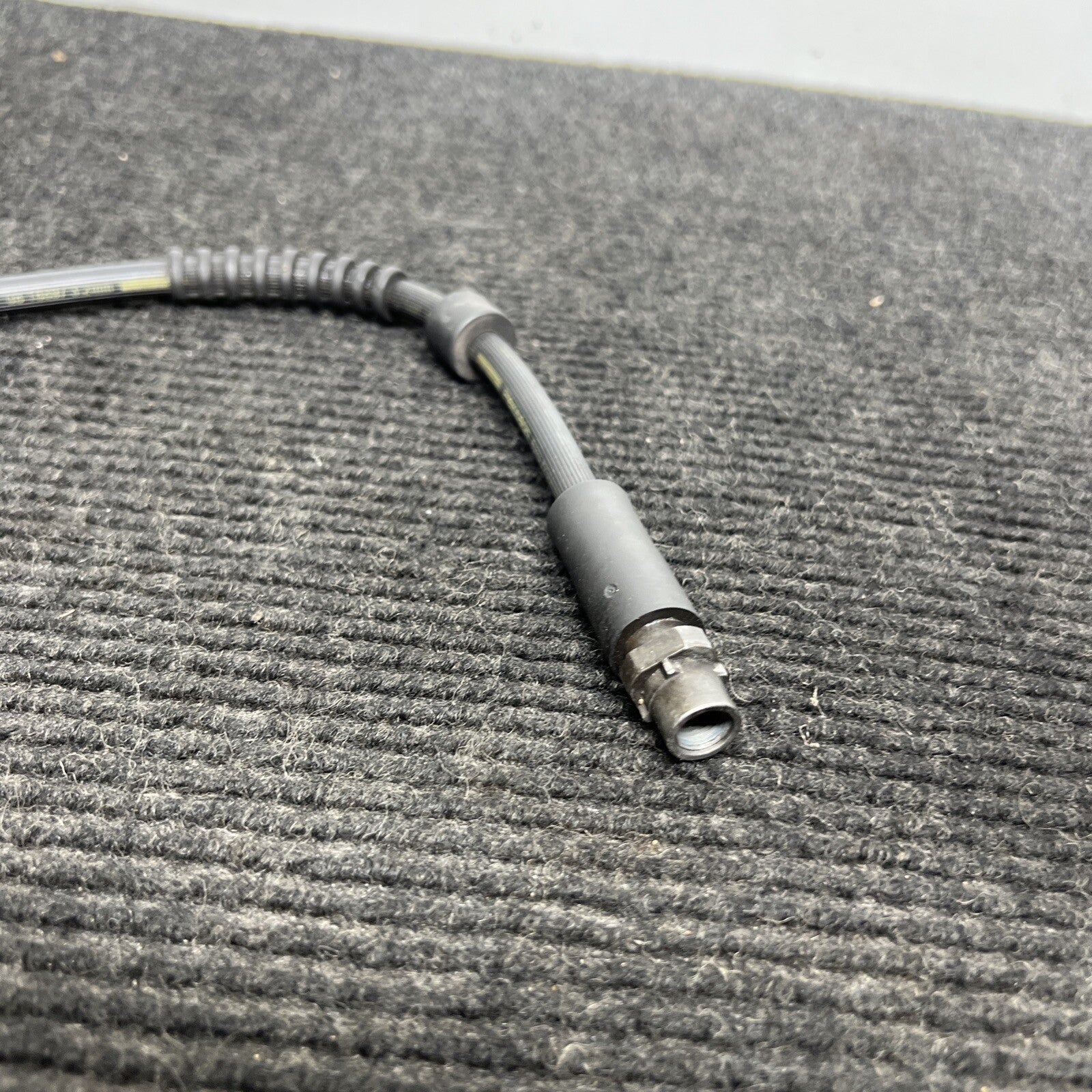 ☑️2013-2015 BMW 335I - Front Brake HOSE / LINE