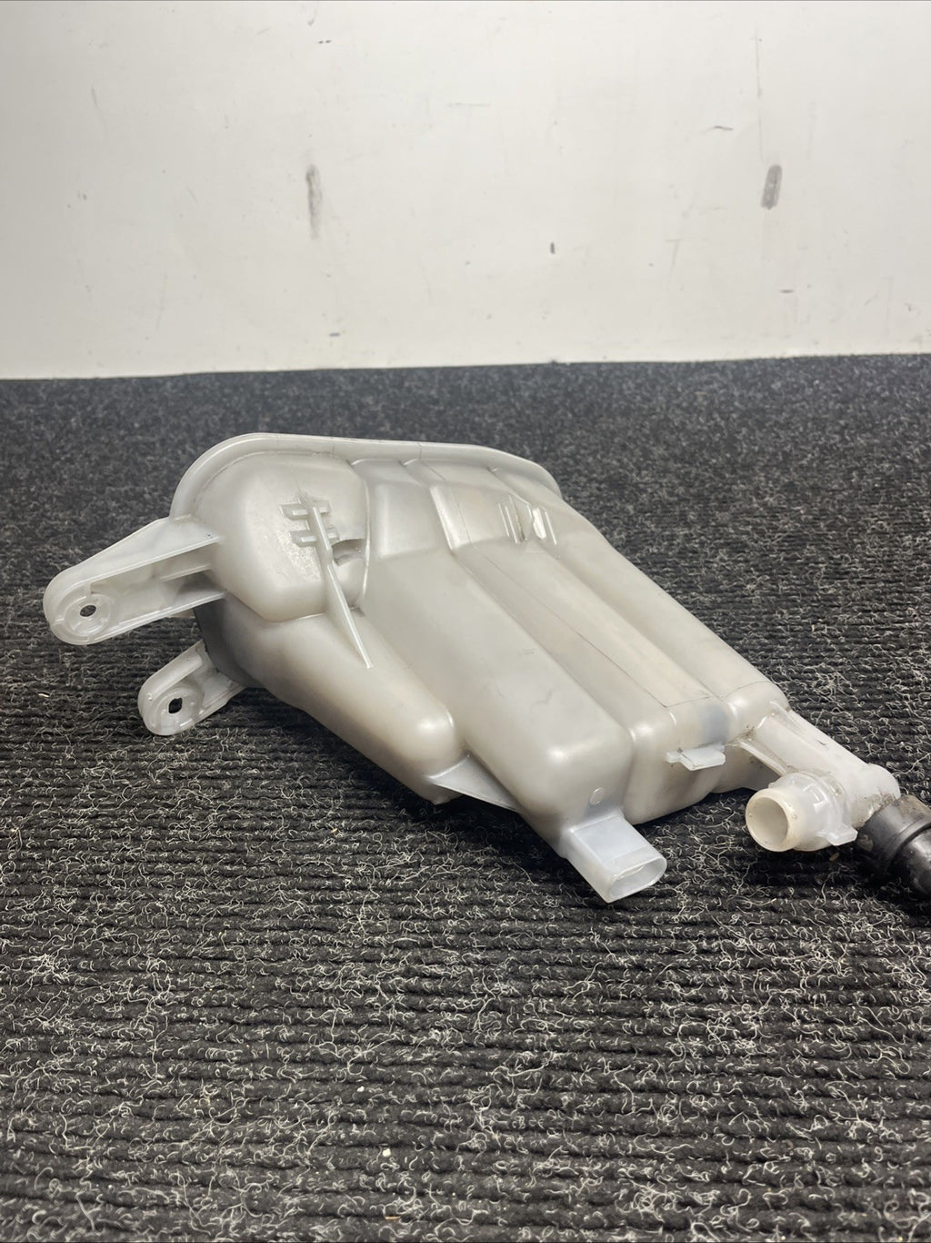 ☑️ 09-16 Audi 2.0T A4 A5 Q5 B8 Coolant Expansion Tank Reservoir Overflow OEM