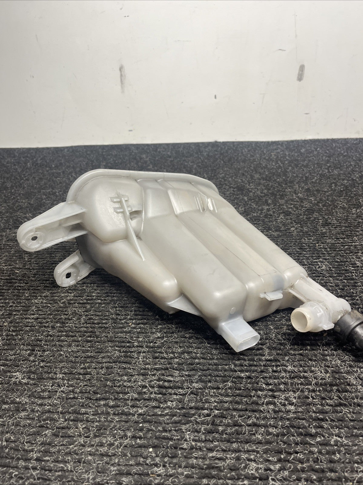 ☑️ 09-16 Audi 2.0T A4 A5 Q5 B8 Coolant Expansion Tank Reservoir Overflow OEM