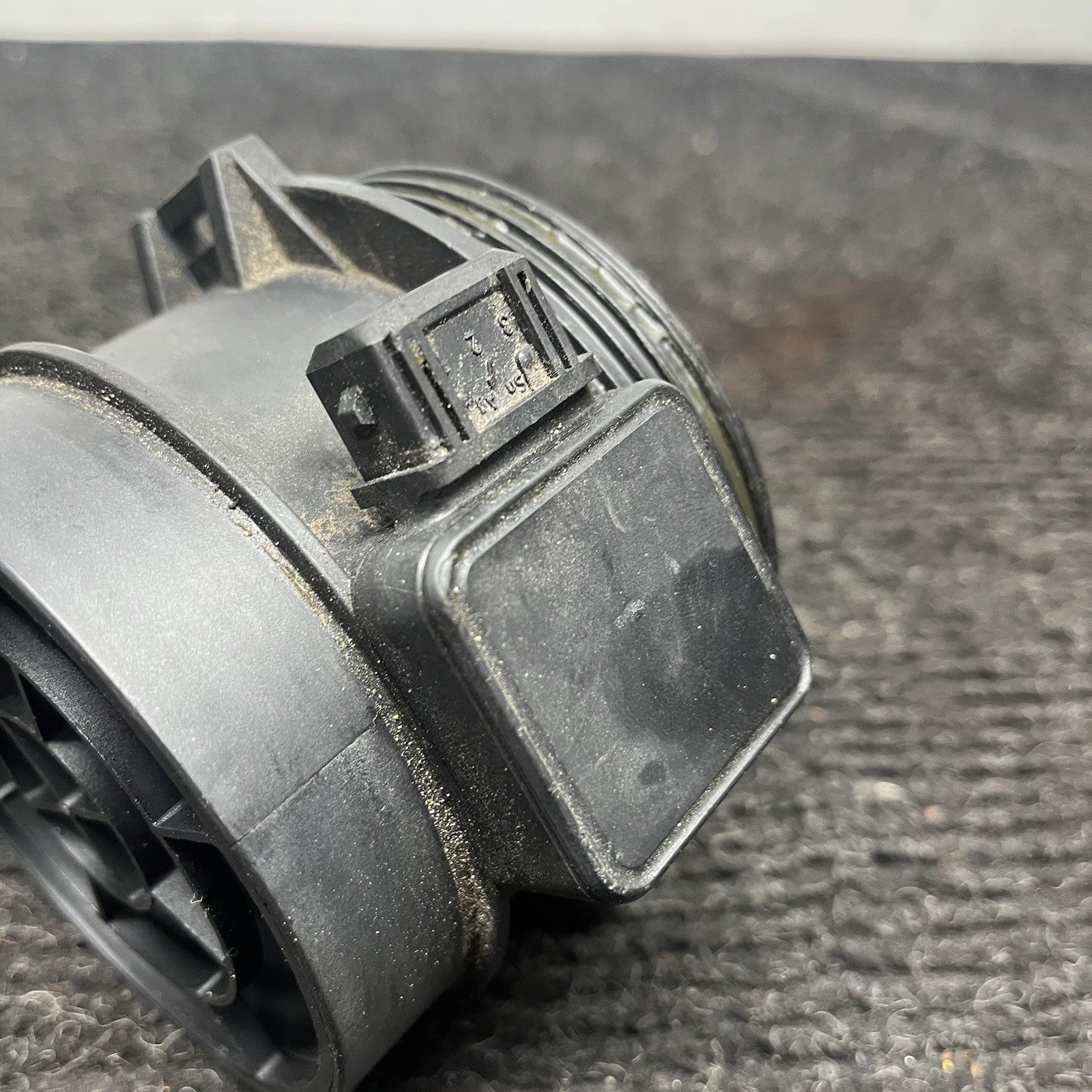 ☑️ 99-06 Bmw E46 E39 3/5 Series Engine Hot Film Mass Air Flow Sensor Meter Oem