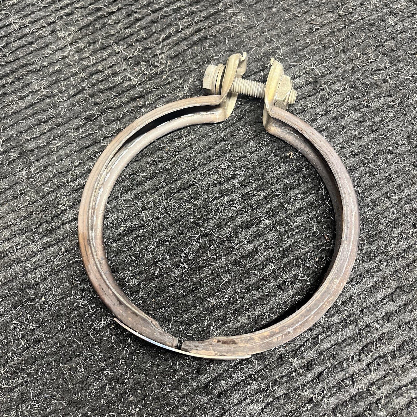 ☑️ 2013-2018 BMW 328I F30 2.0L N20 ENGINE MOTOR TURBOCHARGER CLAMP BRACKET OEM