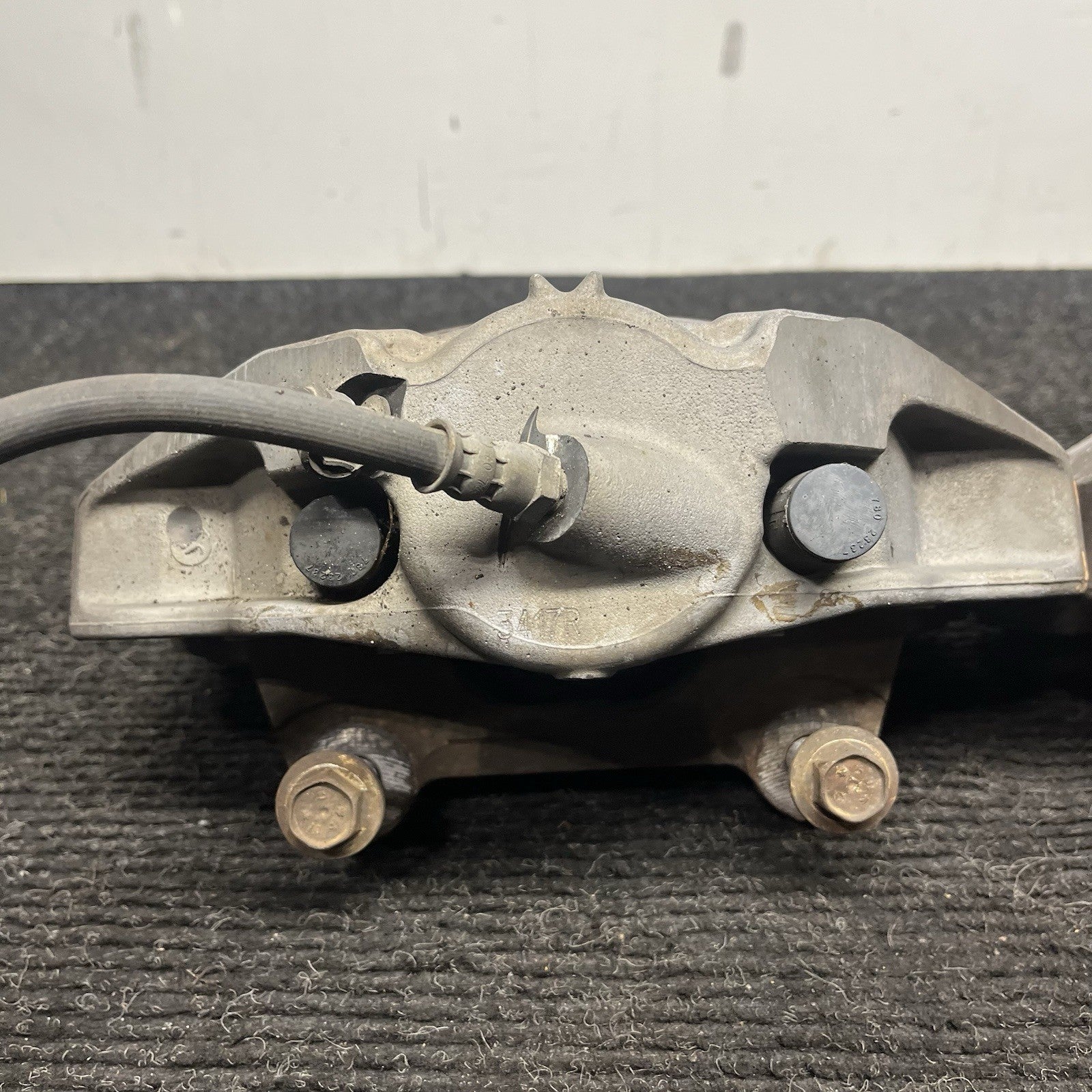 ☑️ 06-11 E90 E91 E92 E93 E84 335 Z4 BMW 335i Front Brake Caliper Set OEM