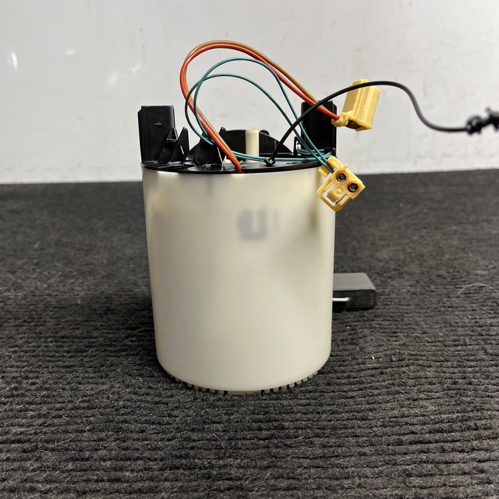 ☑️ 06-13 BMW76k E90 E84 E82 E88 E92 135i 335i X1 Right Fuel Pump Assembly OEM