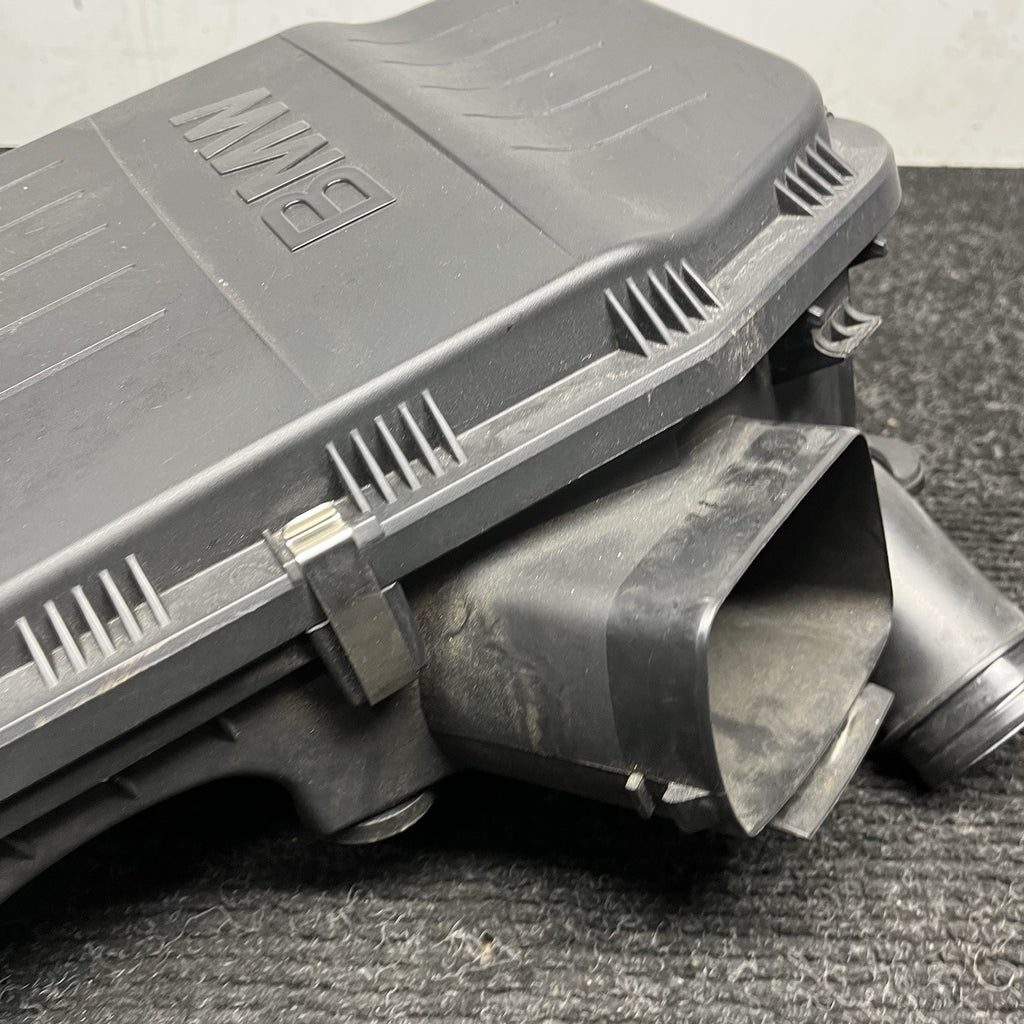 ☑️ 07-13 OEM BMW E82 E88 E90 E92 E93 335 N54 AirBox Air Box Filter Housing