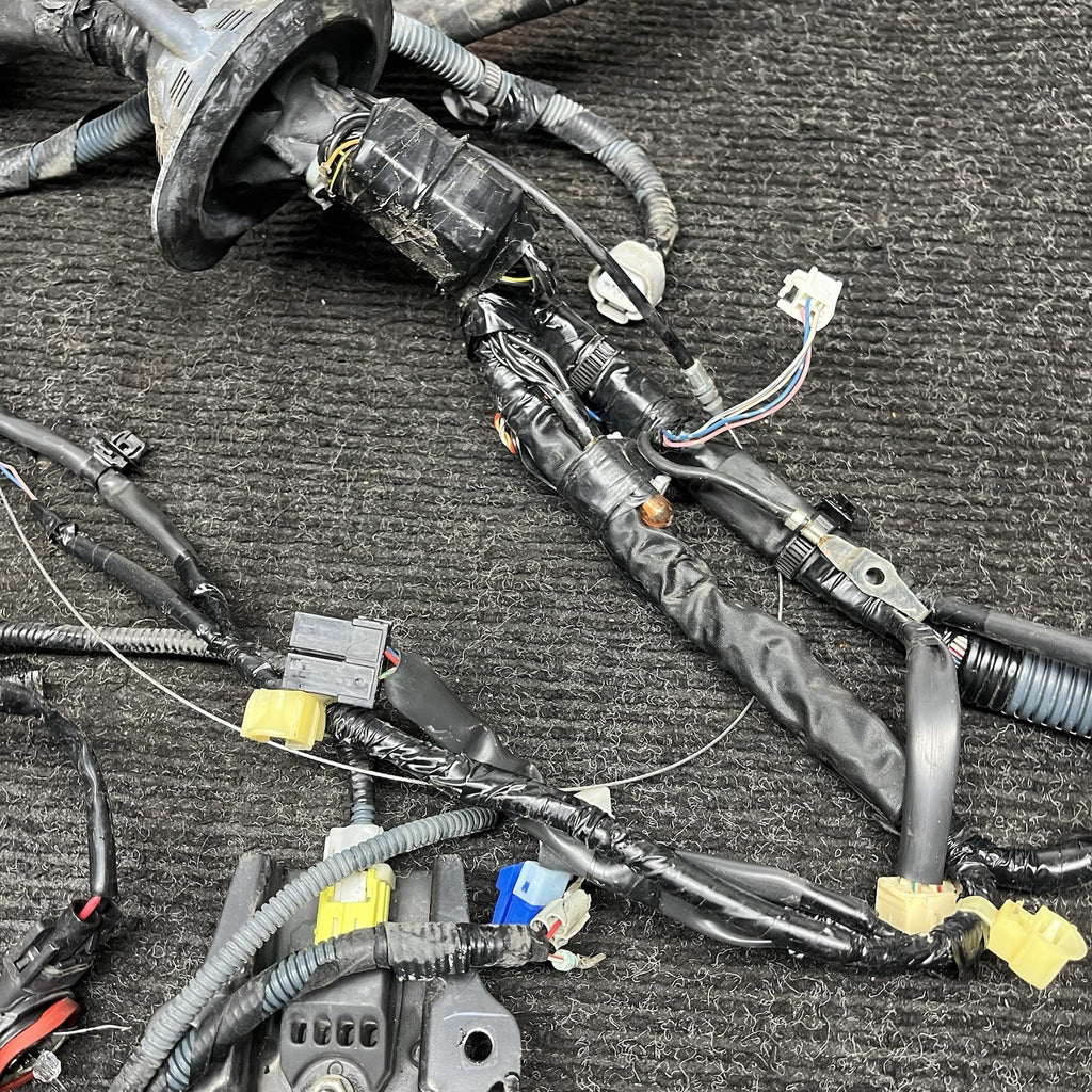 ☑️ 2013-2016 Scion FR-S Engine Bay Wire Harness W/Fuse Box Manual OEM