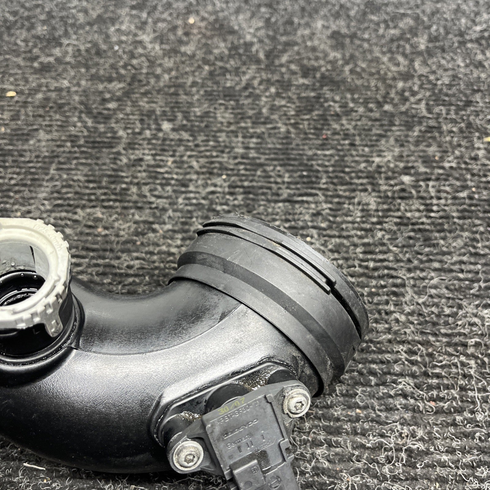 ☑️ 07-10 BMW E90 E92 E93 335 N54 Charge Pipe Air Induction Diverter Pipe OEM